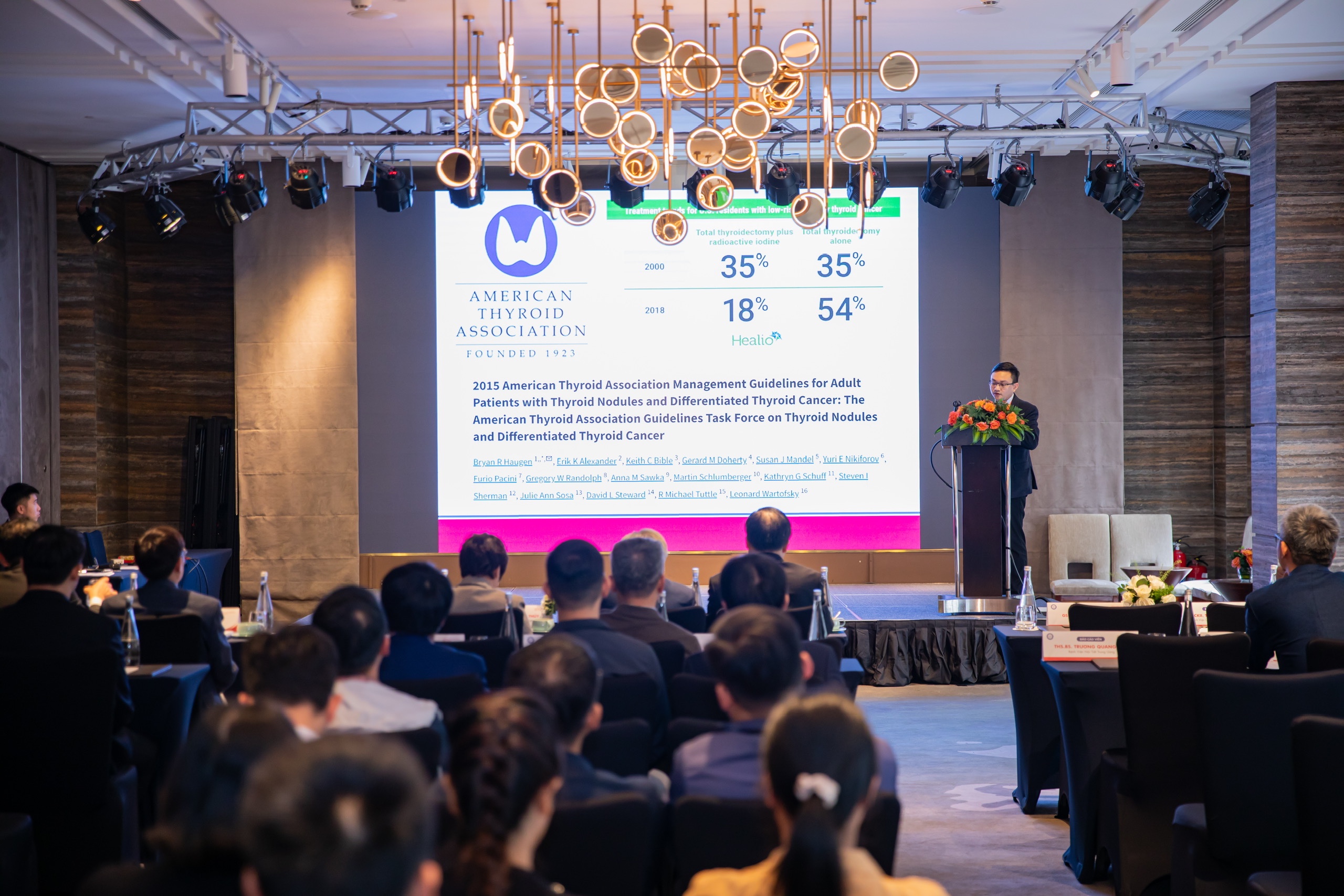 Bác sĩ Nguyễn Xuân Hiền 8 z7169549748103 7e883c1975d4432982fb0e4a200d41f2